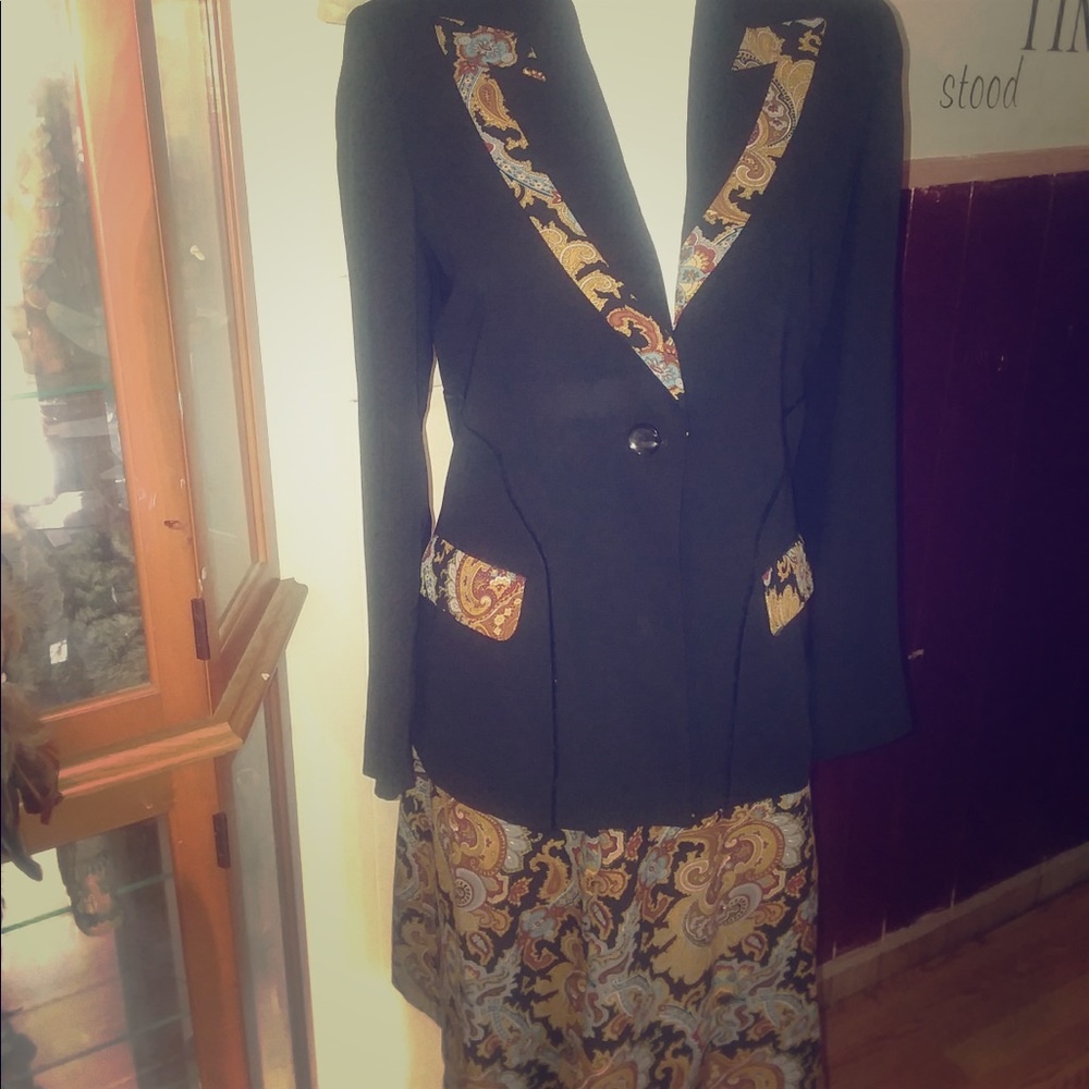 Dressy skirt suit